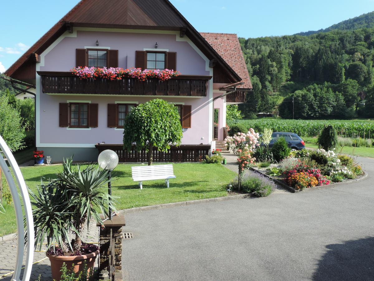 ホテル Schwanbergerstueberl エクステリア 写真